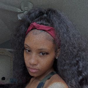 Meet your Posher, Destiny